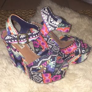 Steve Madden Winona Multi Print Wedges